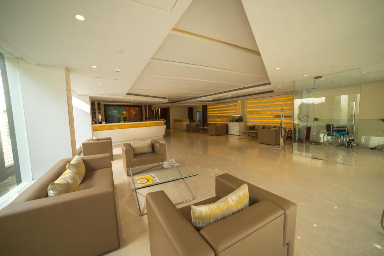 Zip By Spree Hotels Samudra Belgaum Ngoại thất bức ảnh