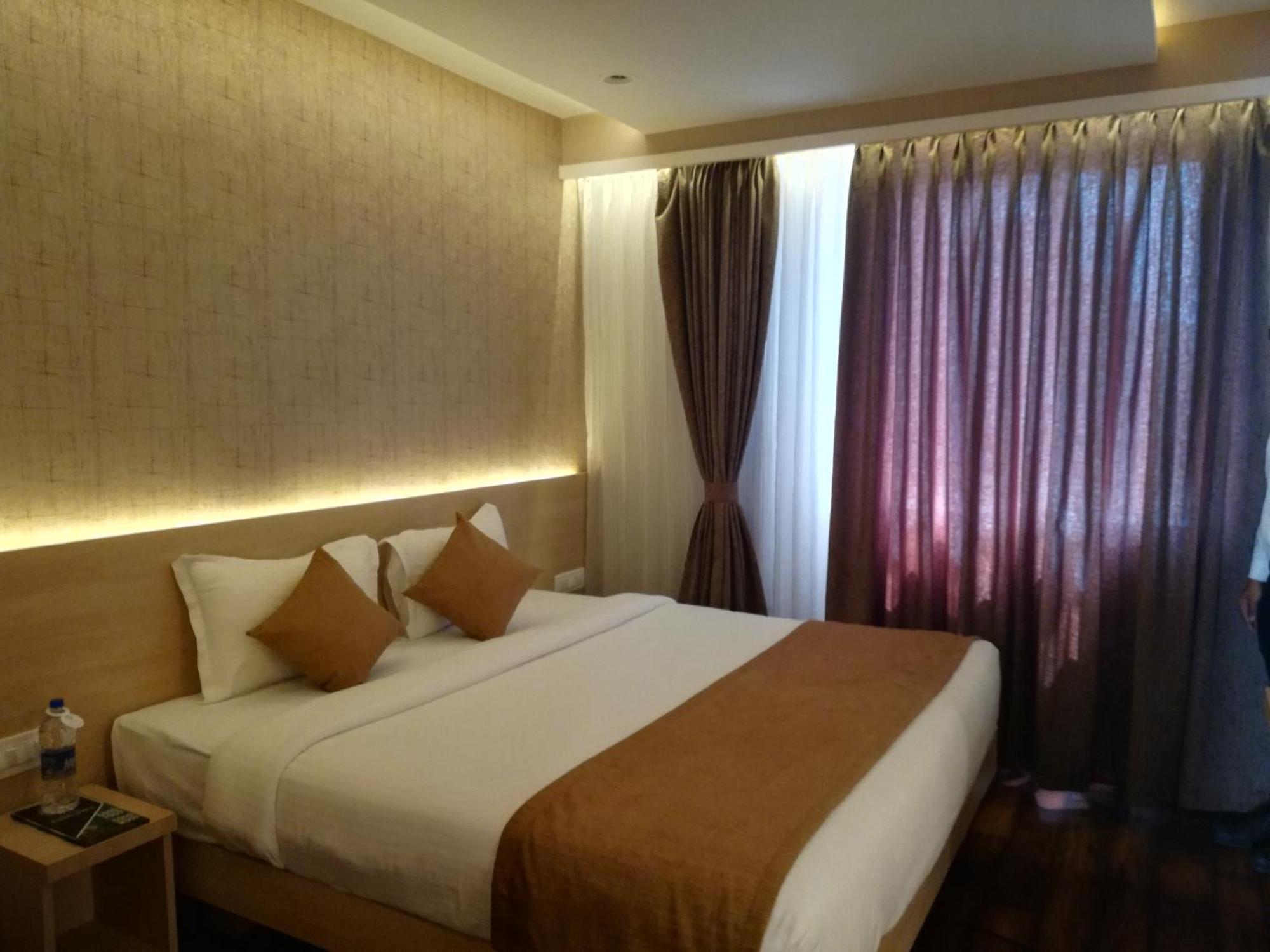 Hotel Samudra Belgaum Ngoại thất bức ảnh